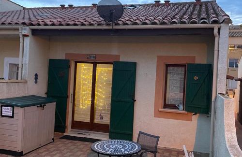 Leucate Apartment | Ferienhaus in résidence naturiste direkt am Strand