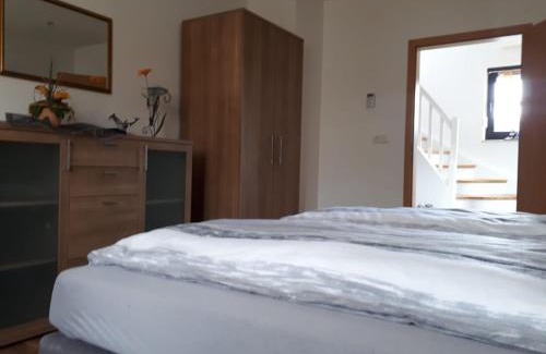 Zweibruecken Apartment | Ferienhaus Ixheim Bitscher Str.70