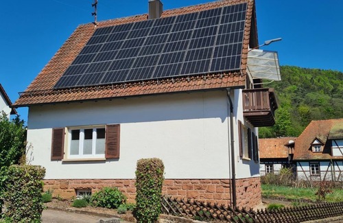 Wernersberg House | Ferienhaus Kapellenstraße - Holiday home, shower and bath, WC, 2 bedrooms