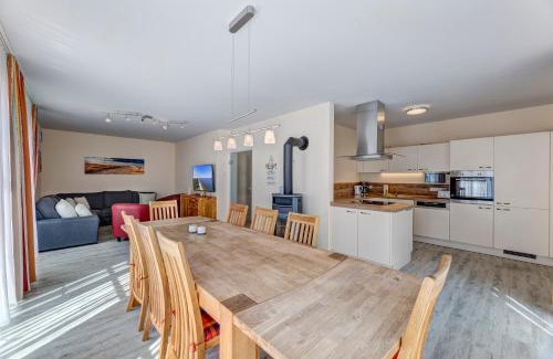Koserow House | Ferienhaus Meinholdstraße mit eigener Sauna, Kamin, 4 Schlafzimmern ca 500m vom Ostseestrand