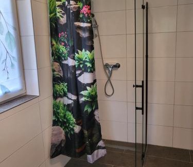 Sulzfeld Apartment | Ferienhaus Meisennest Bischof 97633 Sulzfeld-Leinach