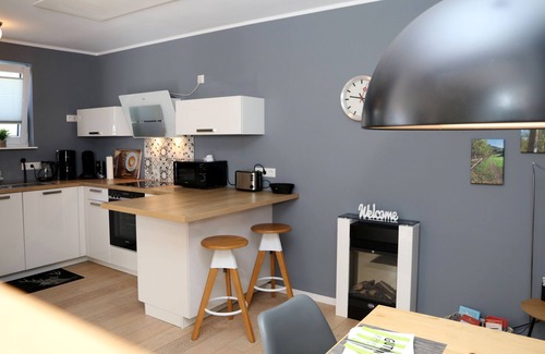 Bad Fredeburg Apartment | Ferienhaus mit 52qm, 1 Schlafzimmer, 2 Terrassen, Max. 2 Personen
