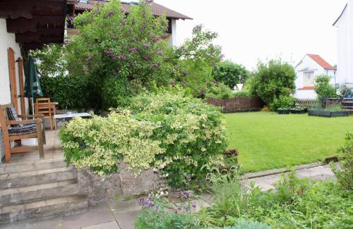 Happing House | Ferienhaus mit Garten für bis zu 6 Personen