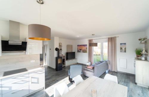 Barssel House | Ferienhaus Seeblick am Harkebrügger See mit Sauna und Kamin