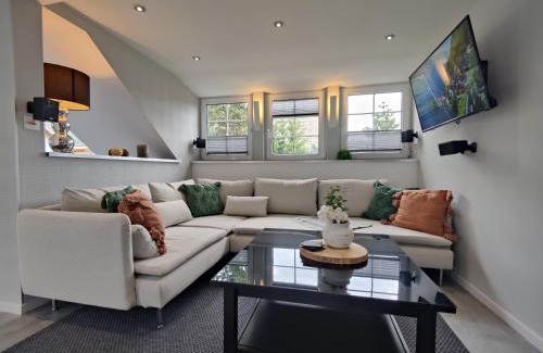 Gablenz Villa | Ferienhaus Villa Adelsberg mit Dachterrasse in Zentraler Lage für bis zu 10 Personen