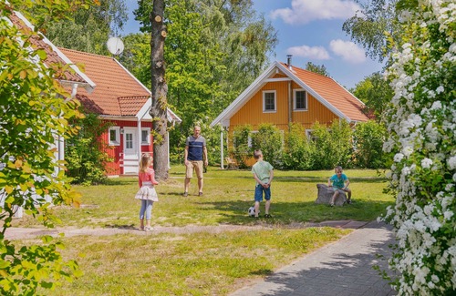Muritz Apartment | Ferienhaus Weihe, Reihenhaus, 4 Personen, GS, Terrasse - Feriendorf Müritzufer