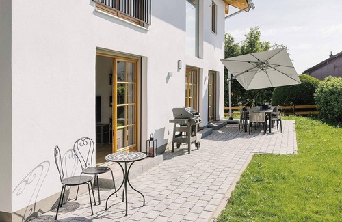 Wolkersdorf House | Ferienhaus Wolke 9a - Reus Alexandra und Alexander