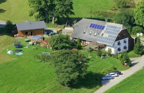 Sankt Georgen im Schwarzwald Apartment | Ferienhof Gerda - Ferienwohnung Storchennest