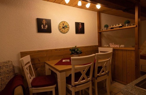Sankt Georgen im Schwarzwald Apartment | Ferienhof-Gerda-Ferienwohnung-Storchennest