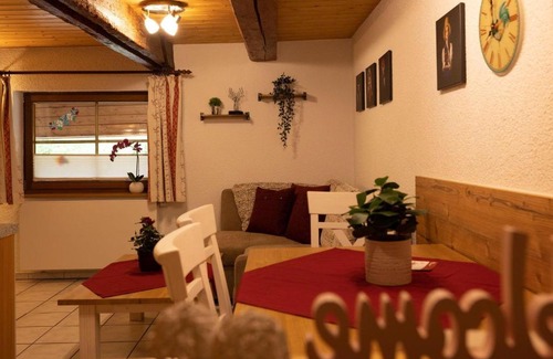 Sankt Georgen im Schwarzwald Apartment | Ferienhof-Gerda-Ferienwohnung-Storchennest