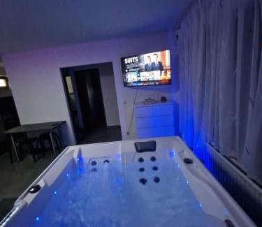 Glindfeld House | Ferienunterkunft mit Whirlpool, Sauna und Garten