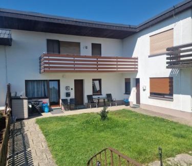 Glindfeld House | Ferienunterkunft mit Whirlpool, Sauna und Garten