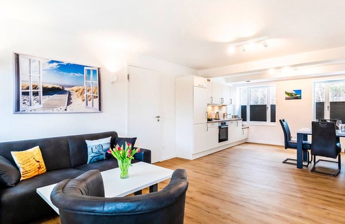 Prora Apartment | Ferienwohnung/app. für 5 Gäste mit 90m² in Binz OT Prora