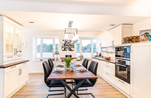 Prora Apartment | Ferienwohnung/app. für 4 Gäste mit 105m² in Binz OT Prora