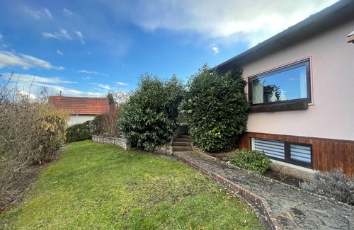 Oberelsbach Apartment | Ferienwohnung mit Terrasse und 4 Schlafräumen