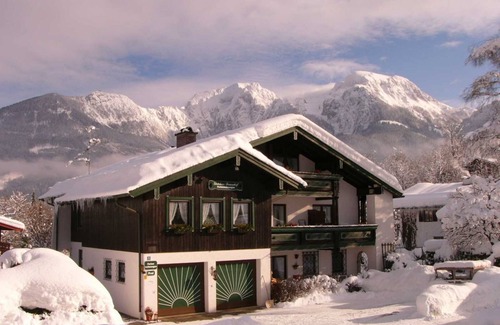 Unterschonau Apartment | Ferienwohnung Nr. 6, 1 bis 2 Personen, 55 qm, 1 Schlafzimmer, Wohnraum mit Schlafcouch, separate Einbauküche, Balkon