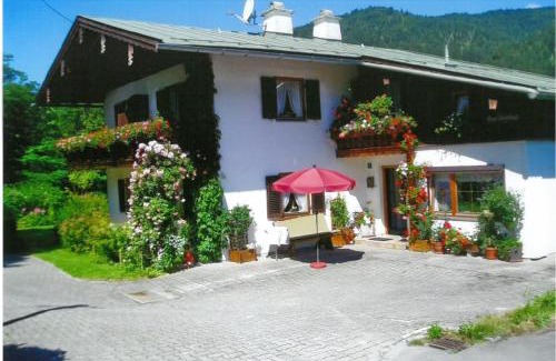 Schoenau am Koenigssee Apartment | Ferienwohnung Haus Sonnhügel