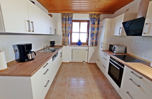 Eichet Apartment | Ferienwohnung 2 im 1. OG für bis zu 5 Pers. + Kleinkind