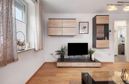 Schwandorf Apartment | Ferienwohnung aufm Weinberg 0G