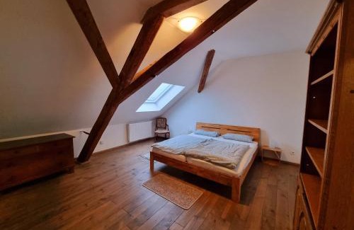 Kervenheim Apartment | Ferienwohnung über den Dächern im alten Pastorat
