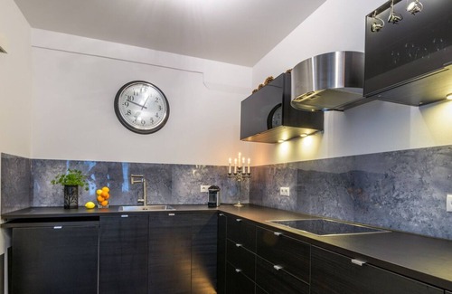 Baden-Baden Apartment | Ferienwohnung 2, 90qm, 1 Schlafzimmer, max. 2 Personen