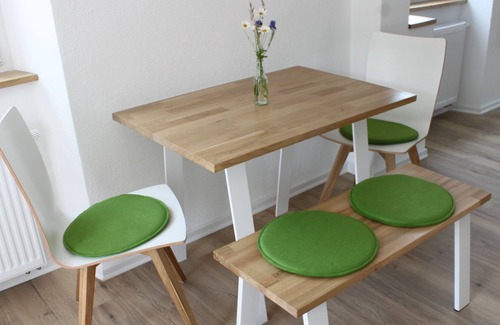 Burladingen Apartment | Ferienwohnung 3, 54 qm, 1 Schlafzimmer mit Doppelbett und 1 Schlafsofa, Max. 4 Personen