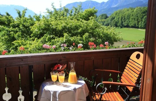 Anger Apartment | Ferienwohnung 4 Zwiesel,70qm OG,1 Schlafraum,Wohn-/Schlafraum, sep. Küche,Dusche/WC extra, Balkon,Sat-TV,WLAN,max.2 Personen