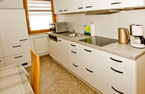 Gemarkung Tieringen Apartment | Ferienwohnung, 60qm mit Balkon und 1 Schlafzimmer für max. 5 Personen