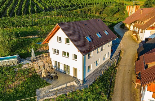 Lautenbach Apartment | Ferienwohnung 80qm, 2 Schlafzimmer, max. 4 Personen