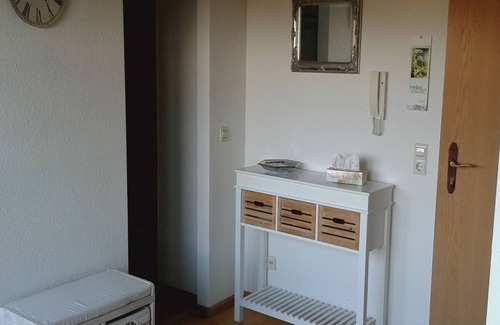 Loerrach Apartment | Ferienwohnung 80qm, Terrasse, 2 Schlafzimmer, max. 4 Personen