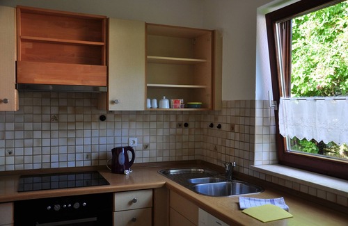 Ebenweiler Apartment | Ferienwohnung, 85qm, barrierefrei, Garten, 2 Schlafzimmer, max 4 Erw. und 2 Kinder