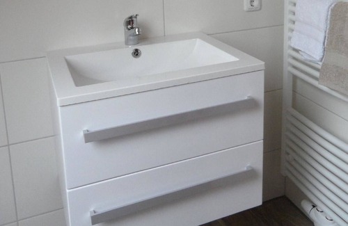 Jaderaltendeich Apartment | Ferienwohnung/app. für 4 Gäste mit 67m² in Jade-schweiburg
