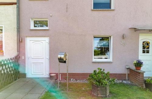 Ribnitz-Damgarten Apartment | Ferienwohnung am Golfplatz