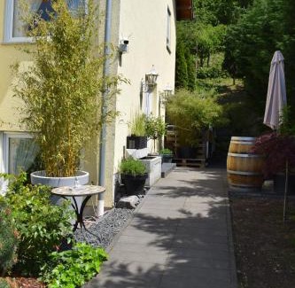 Bad Bodendorf Apartment | Ferienwohnung Ahrtalblick