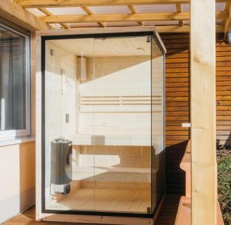 Wangen im Allgaeu Apartment | Ferienwohnung Alpenblick I Kamin I private Sauna