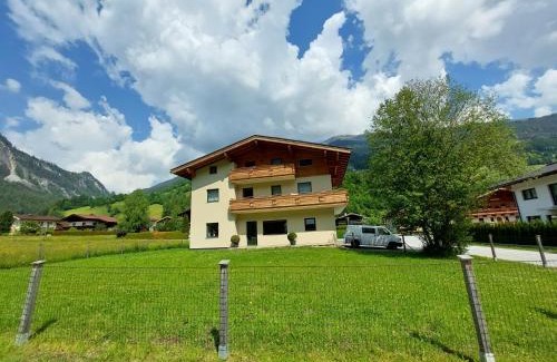 Wald im Pinzgau Apartment | Ferienwohnung Almsuite Fritz