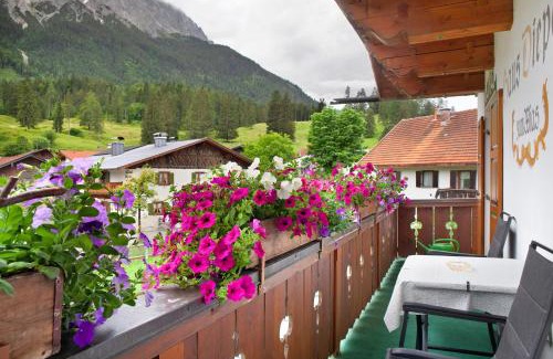 Obergrainau Apartment | Ferienwohnung Alpspitze