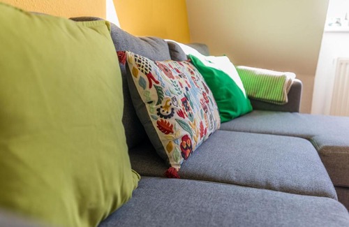 Neulindenau Apartment | Ferienwohnung Alte Baumwollspinnerei
