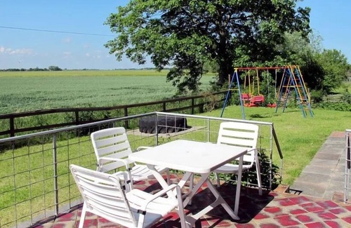 Wittmund House | Ferienwohnung Alte Grundschule Berdum 2
