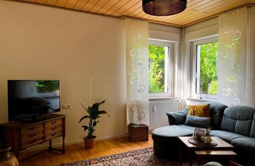 Bad Lippspringe Apartment | Ferienwohnung am Kurwald, Nähe Kliniken, 88qm, Parkplatz