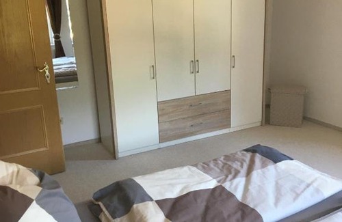 Drackendorf Apartment | Ferienwohnung am Goethe Park für 2 bis 3 Personen