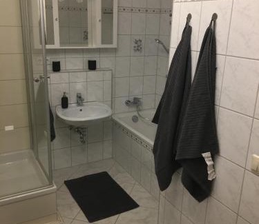 Drackendorf Apartment | Ferienwohnung am Goethe Park für 2 bis 3 Personen