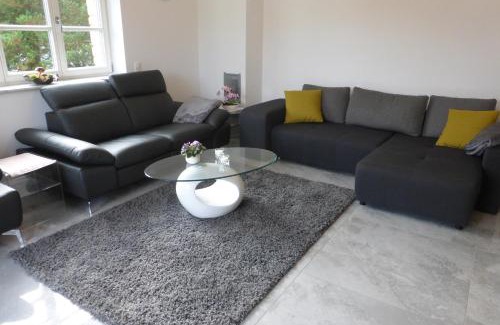 Roetgen House | Ferienwohnung am Grölisbach