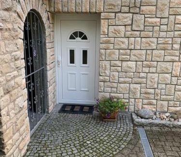 Bruhlervorstadt Apartment | Ferienwohnung Am Luisenpark