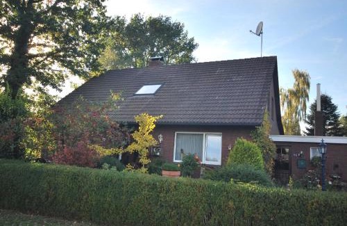 Uplengen Apartment | Ferienwohnung Am Moor, 35629