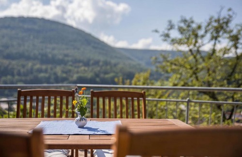 Bad Urach Apartment | Ferienwohnung Am Samuelstein