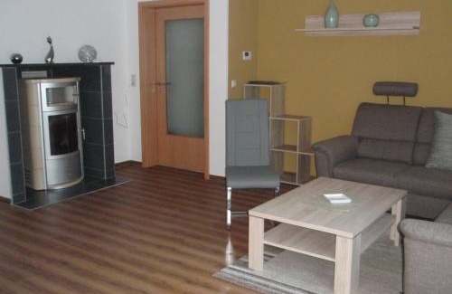 Angelhausen-Oberndorf Apartment | Ferienwohnung am Schloßberg
