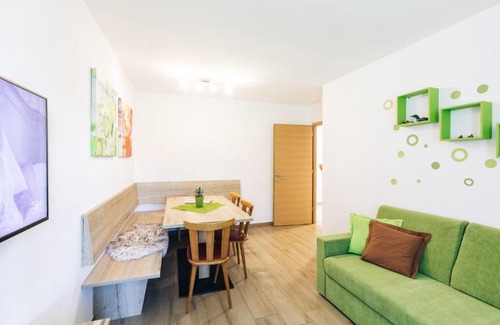 Trodena Apartment | Ferienwohnung Anna