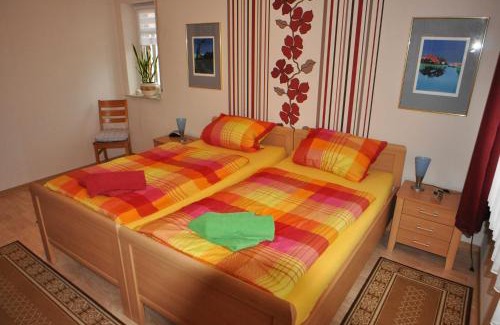 Warsingsfehn Apartment | Ferienwohnung Anni, 65325