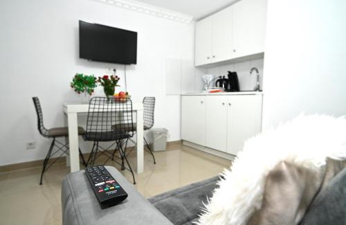 Essen-Borbeck-Mitte Apartment | Ferienwohnung & Aparts am Schloss Park